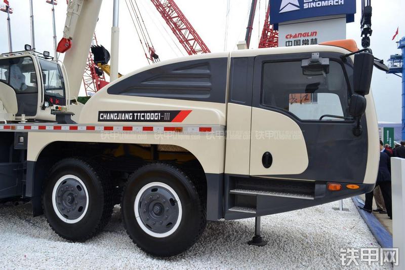 四川长江TTC100G1-III起重机局部