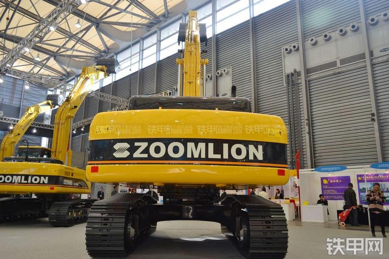 中联重科ZE360E挖掘机局部