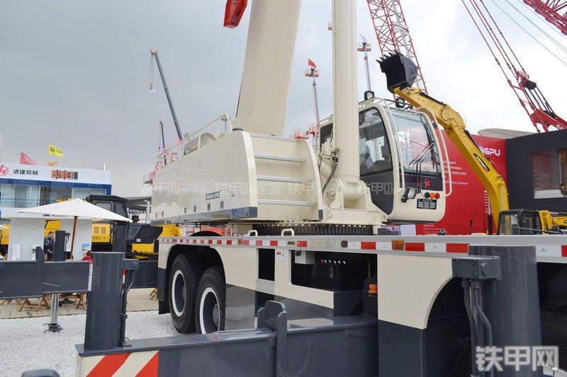 四川长江TTC070G1起重机局部