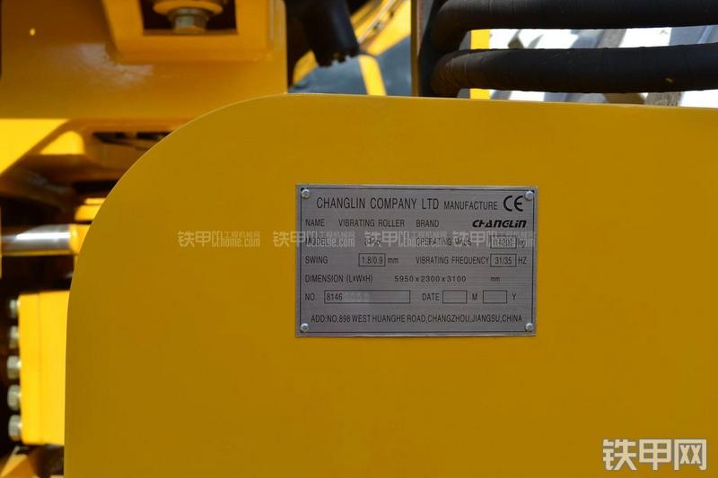 国机常林8146压路机局部