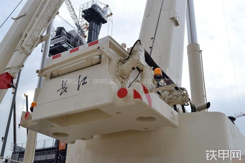 四川长江TTC100G1-III起重机局部