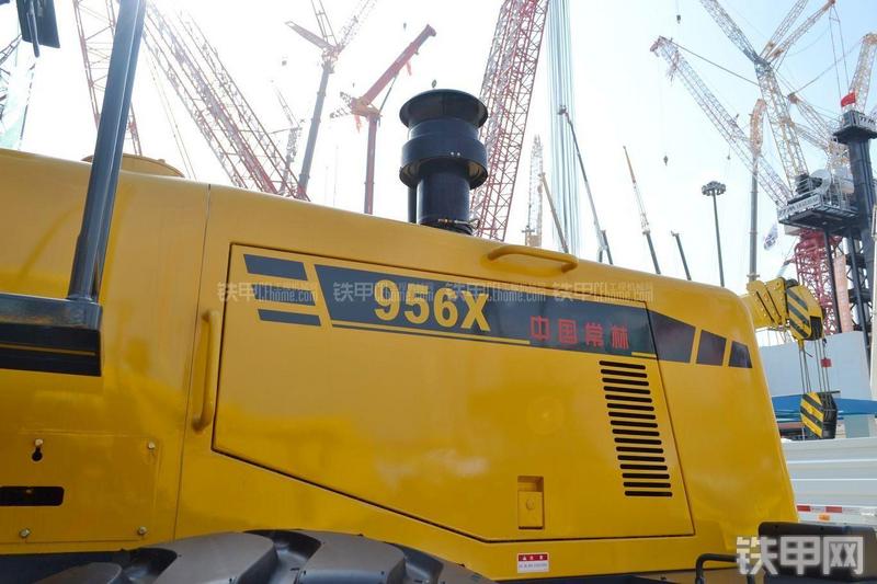 国机常林956X装载机局部