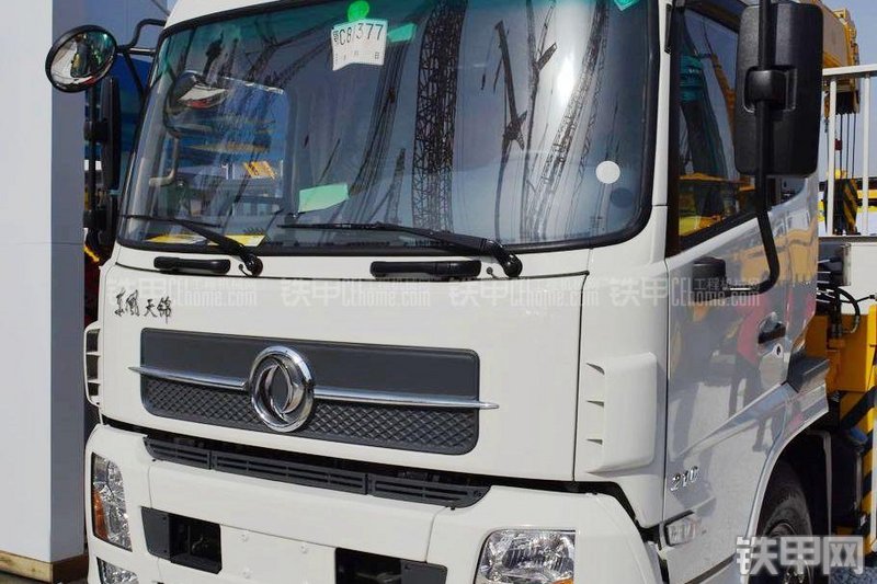 国机常林CHL5160JSQD4起重机局部