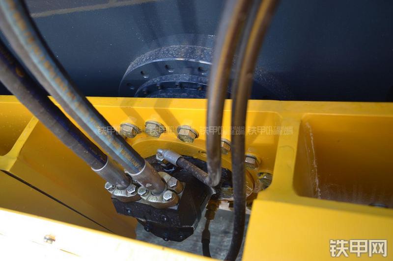 国机常林8146压路机局部