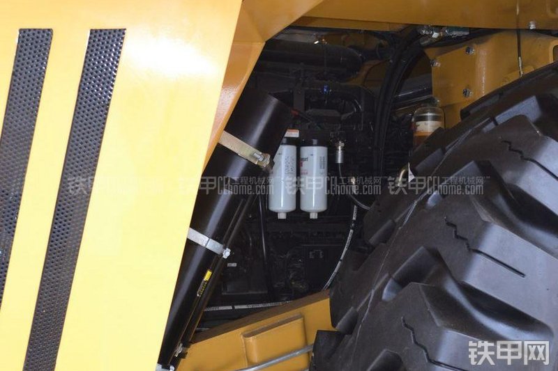 天业通联TTM70A非公路自卸车局部