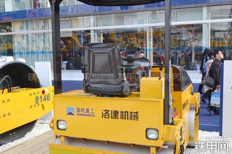 国机洛建HDD630B全液压压路机整机外观