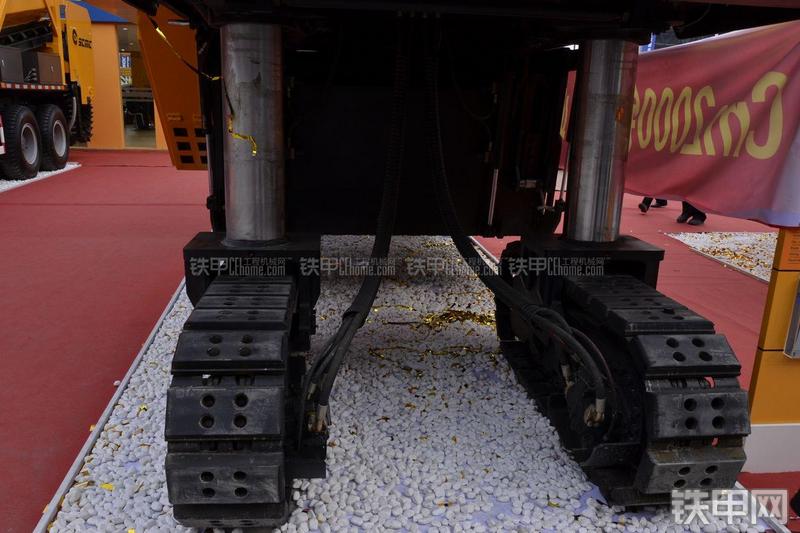 陕建机械CM2000铣刨机局部