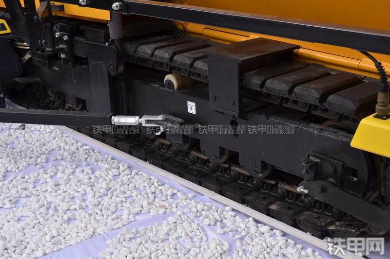 陕建机械SUM070沥青摊铺机局部