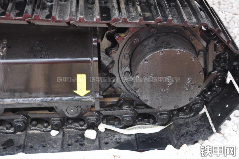 彭浦SW60H混合动力挖掘机局部