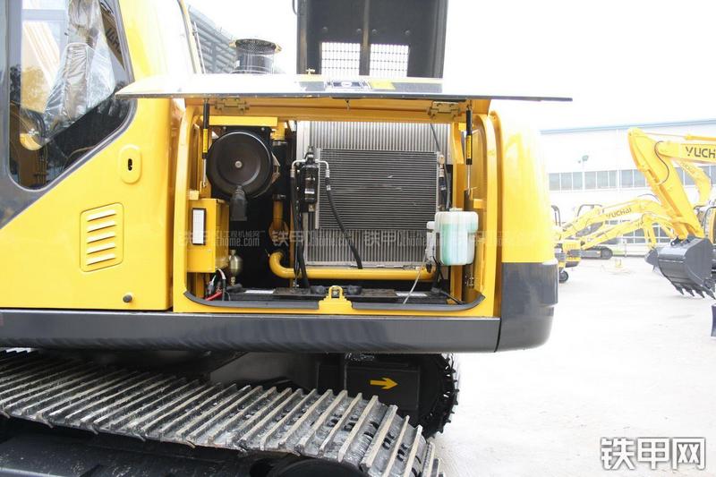 玉柴YC135-8挖掘机局部