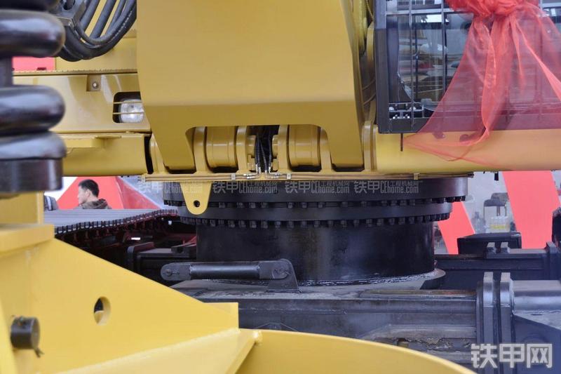 奥盛特OTR360D旋挖钻局部