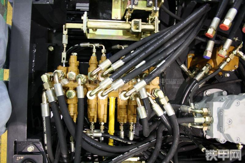 玉柴YC50-8挖掘机局部