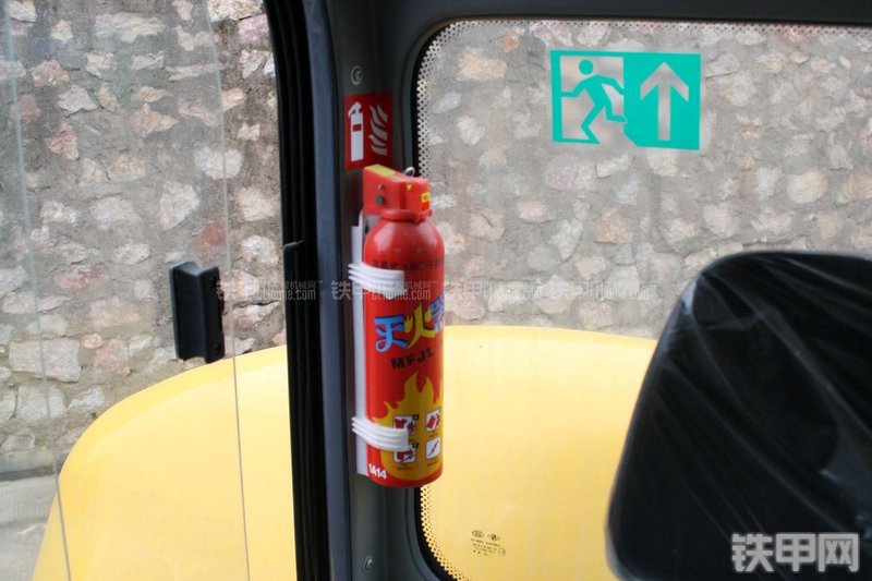 玉柴YC50-8挖掘机局部