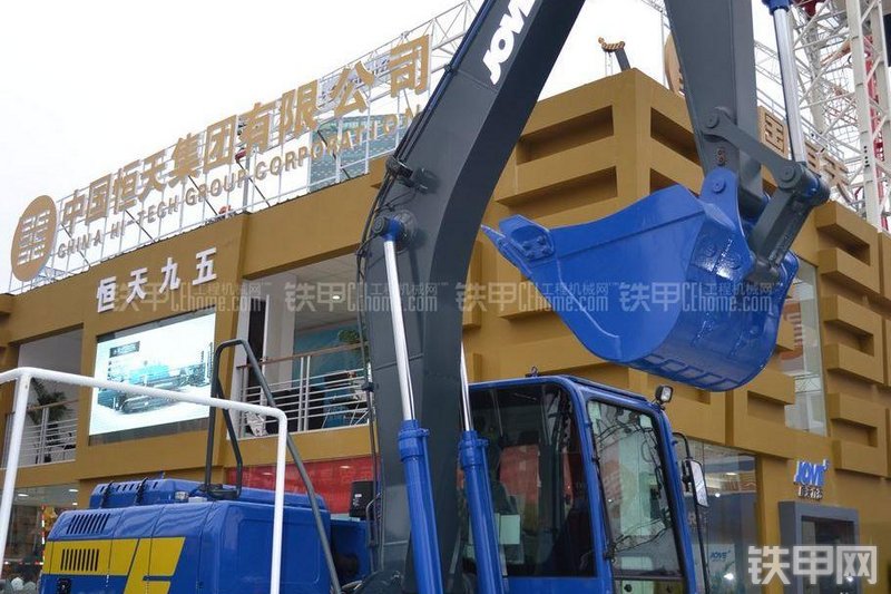 恒天九五JV150康明斯挖掘机整机外观