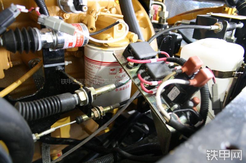 玉柴YC85-8挖掘机局部