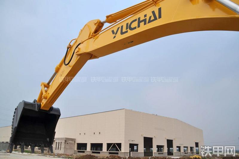 玉柴YC360LC-8挖掘机局部