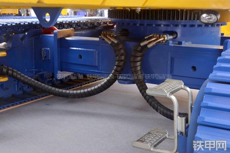 宝峨BG37（BS80主机）旋挖钻局部