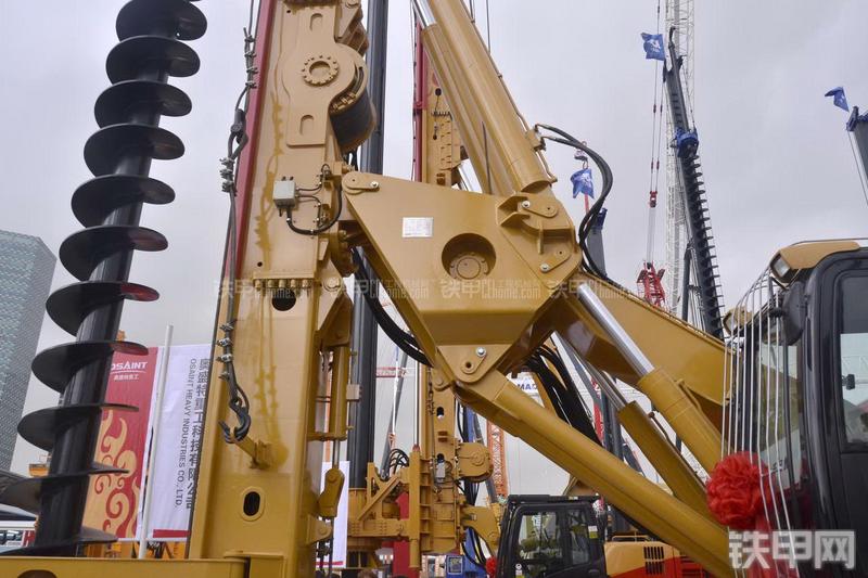 奥盛特OTR250DM旋挖钻局部