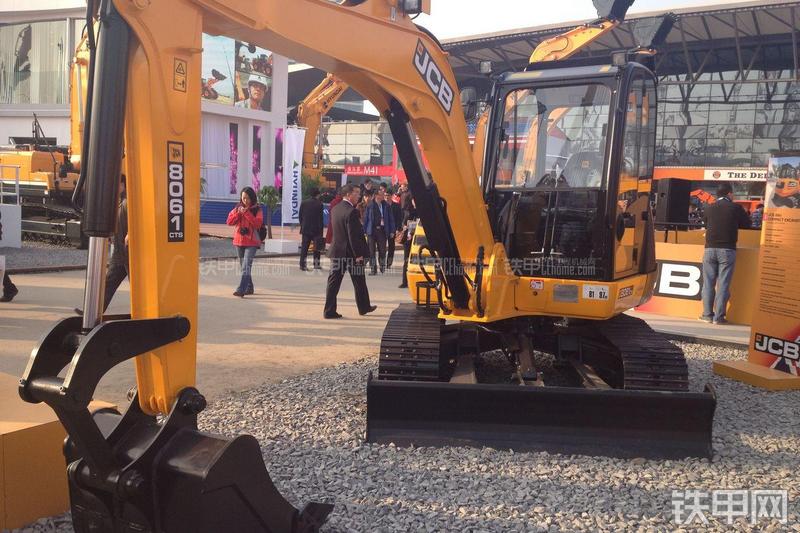 杰西博8061挖掘机整机外观