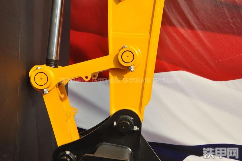 杰西博JS220LC挖掘机局部