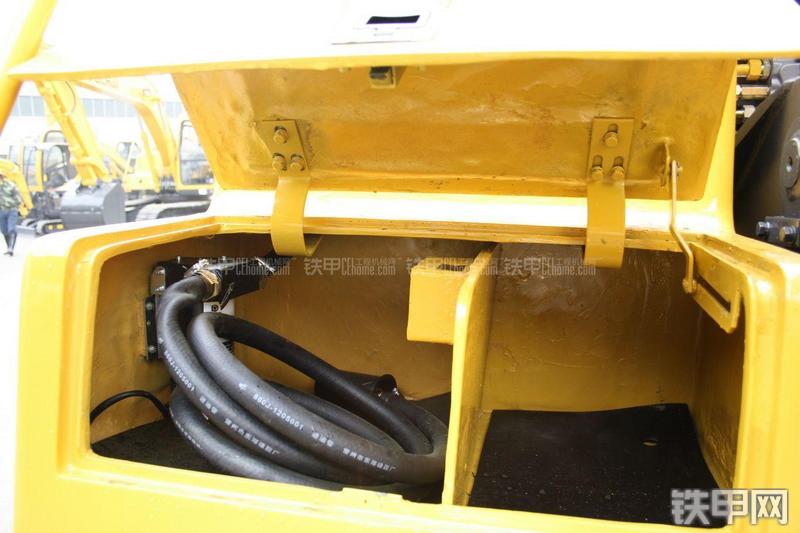 玉柴YC135-8挖掘机局部