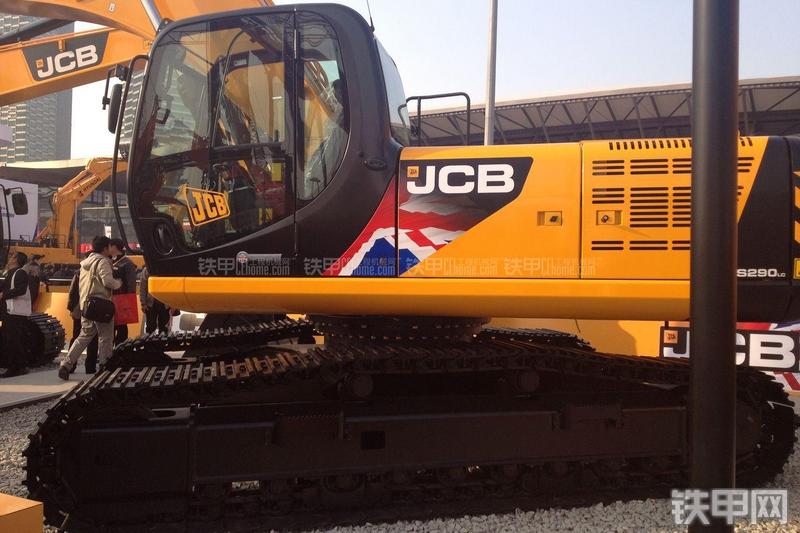 杰西博JS290LC挖掘机局部