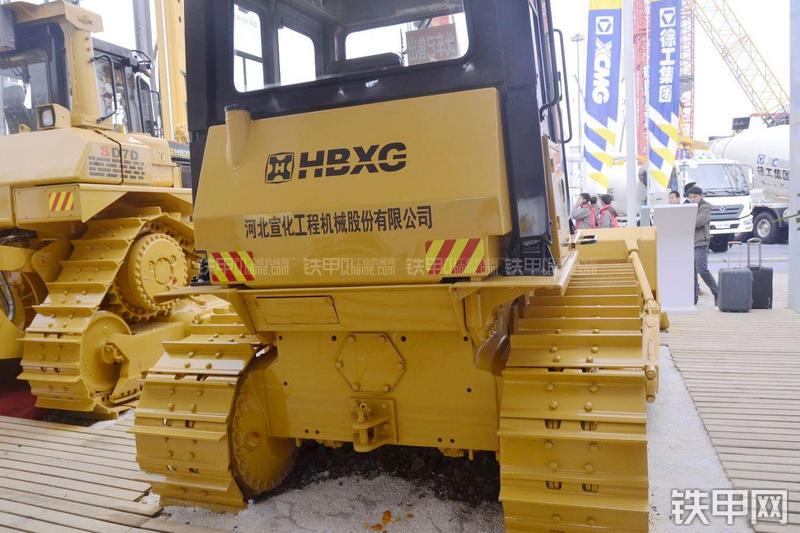 宣工SD6G推土机局部