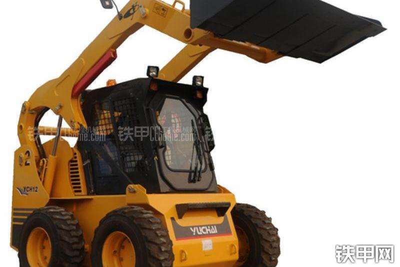 玉柴YCH12滑移装载机整机外观