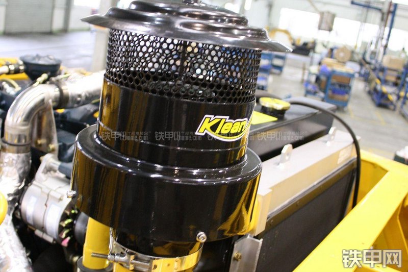 玉柴YC135-8挖掘机局部