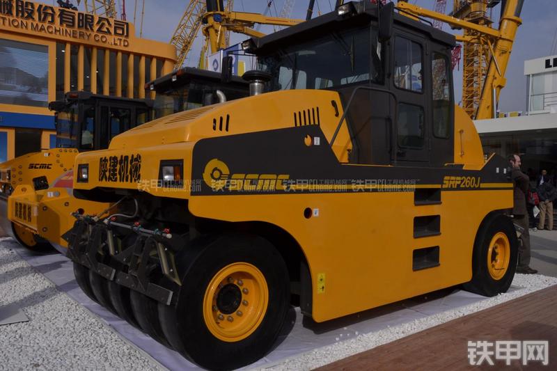 陕建机械SRP260J压路机整机外观