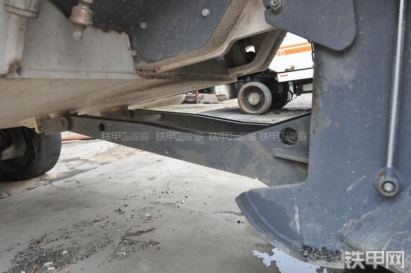 维特根W100铣刨机局部