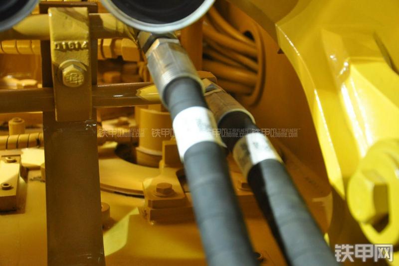 卡特彼勒318DL-2.9米标准斗杆挖掘机局部