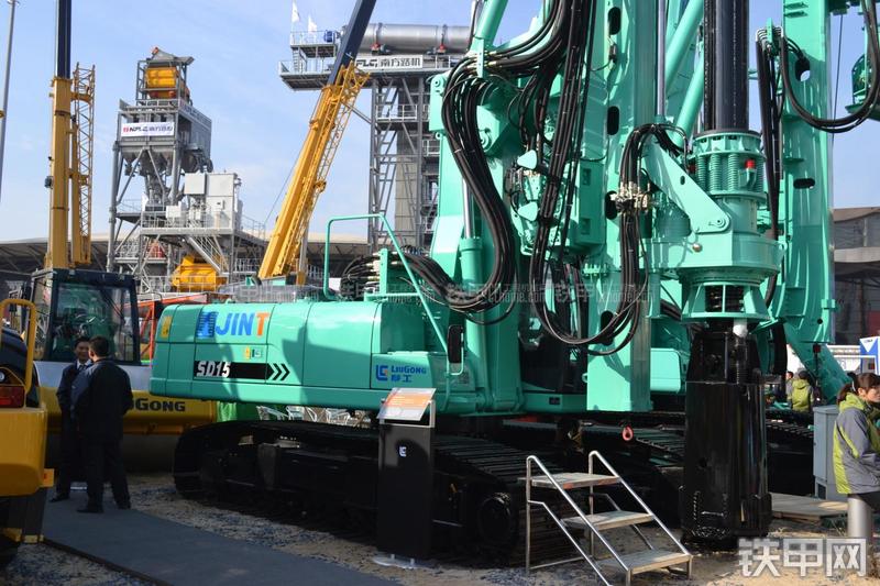 上海金泰SD15旋挖钻局部