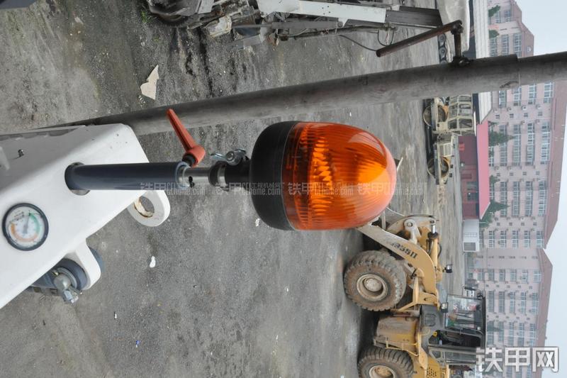 维特根W100铣刨机局部