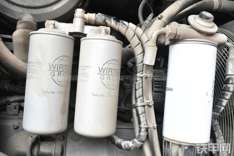 维特根W100铣刨机局部