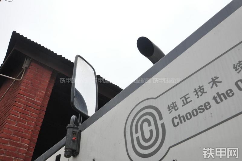 维特根W100铣刨机局部