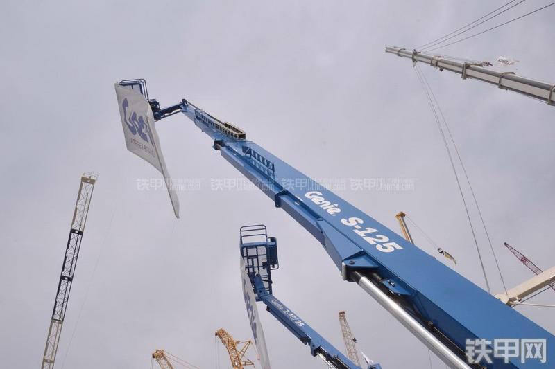 吉尼S-125高空作业机械局部