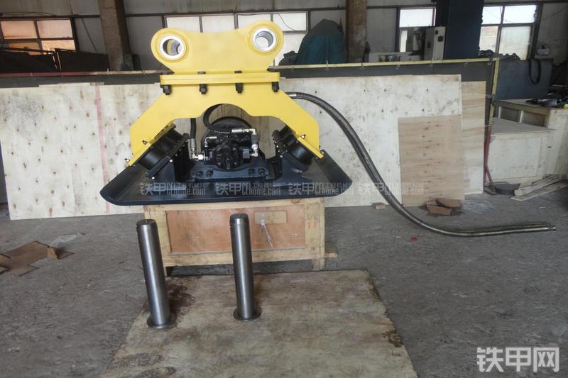 烟台金浦JPH03振动夯整机外观