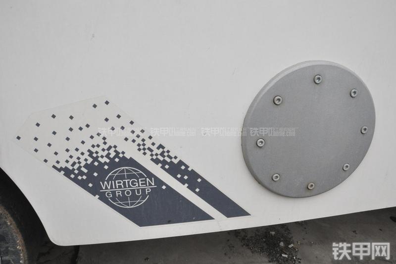 维特根W100铣刨机局部