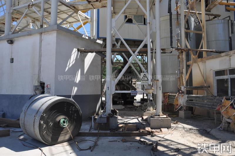 三一重工HZS180混凝土搅拌站局部