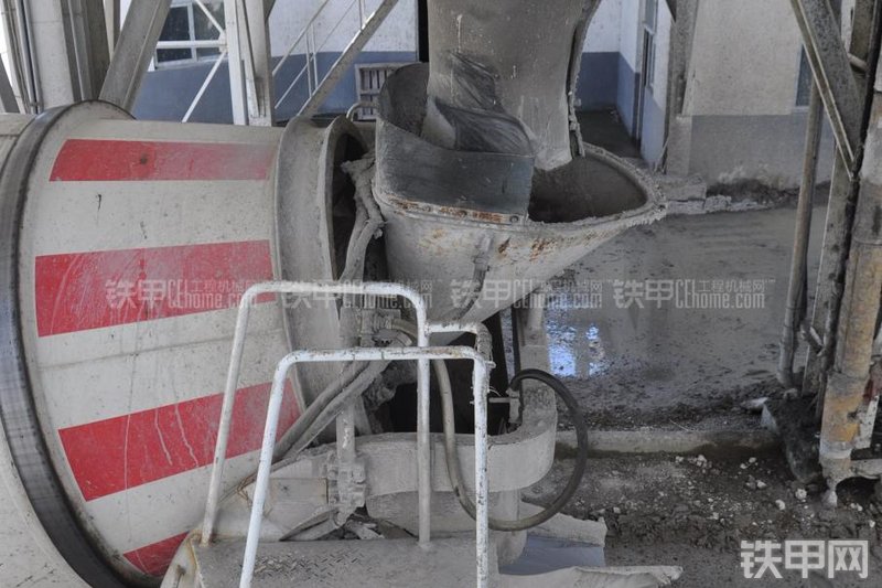 三一重工HZS180混凝土搅拌站整机外观