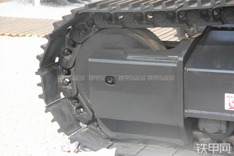 山重建机MC386LC-8挖掘机局部