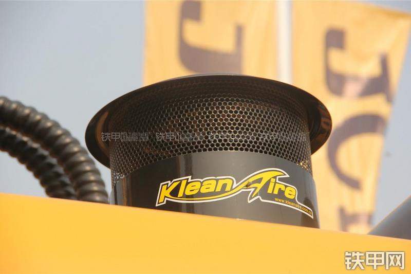 山重建机MC456LC-8挖掘机局部