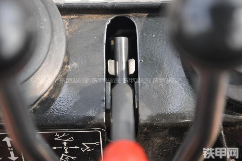 玉柴YC20-8挖掘机局部