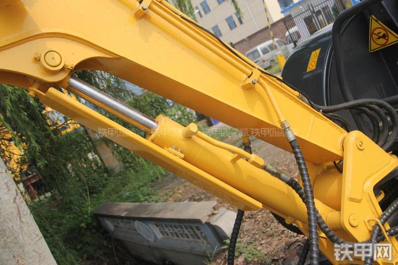 玉柴YC25SR挖掘机局部