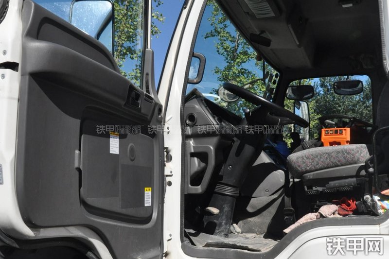 三一重工SY5418THB-56E(6)泵车局部