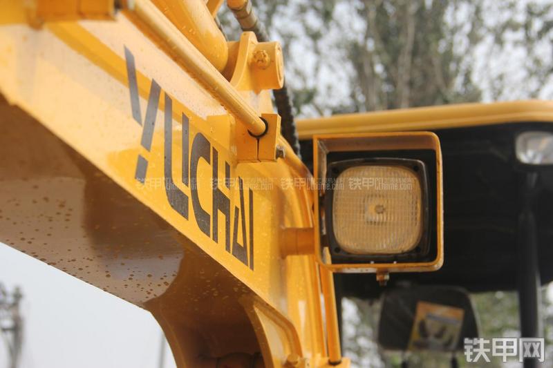 玉柴YC25SR挖掘机局部