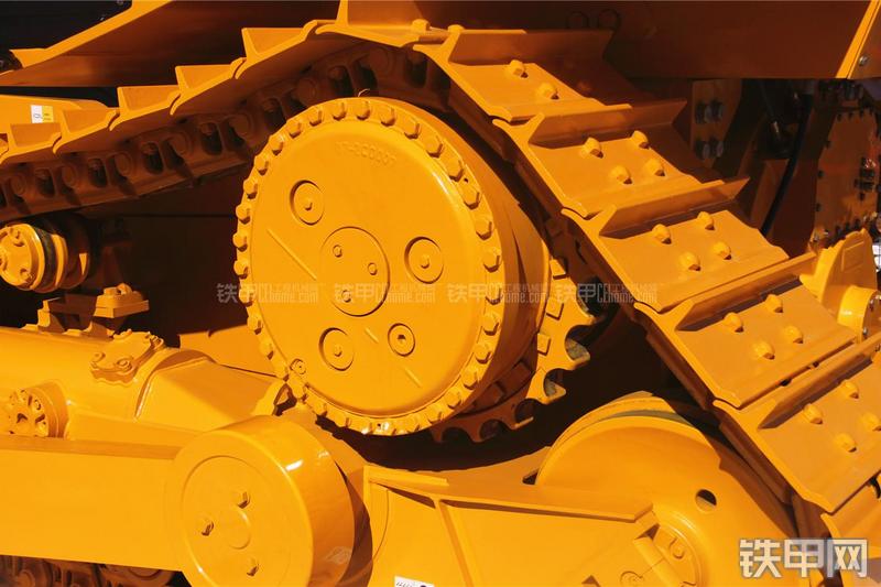 三一重工SYT70推土机局部