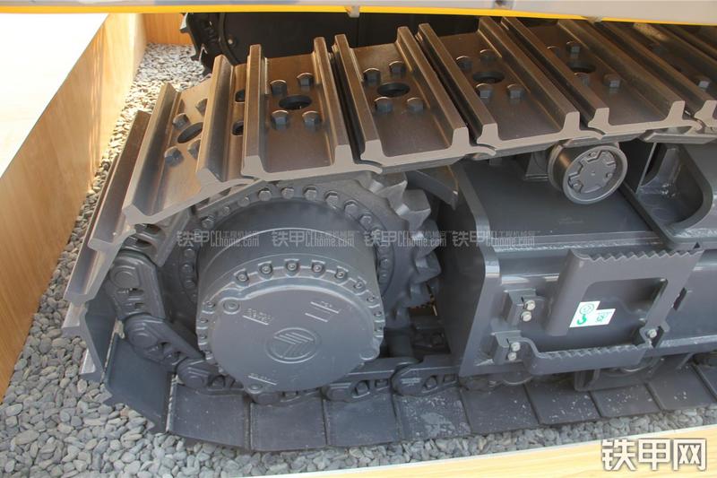 柳工CLG970E挖掘机局部