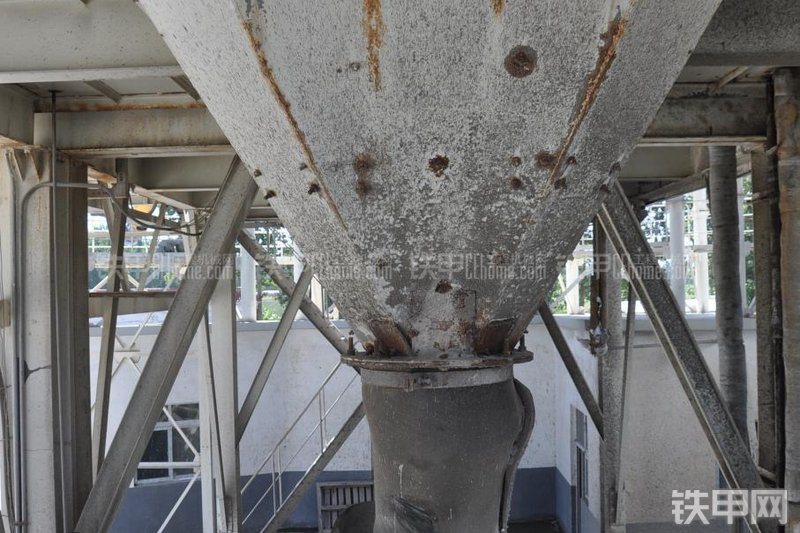 三一重工HZS180混凝土搅拌站局部